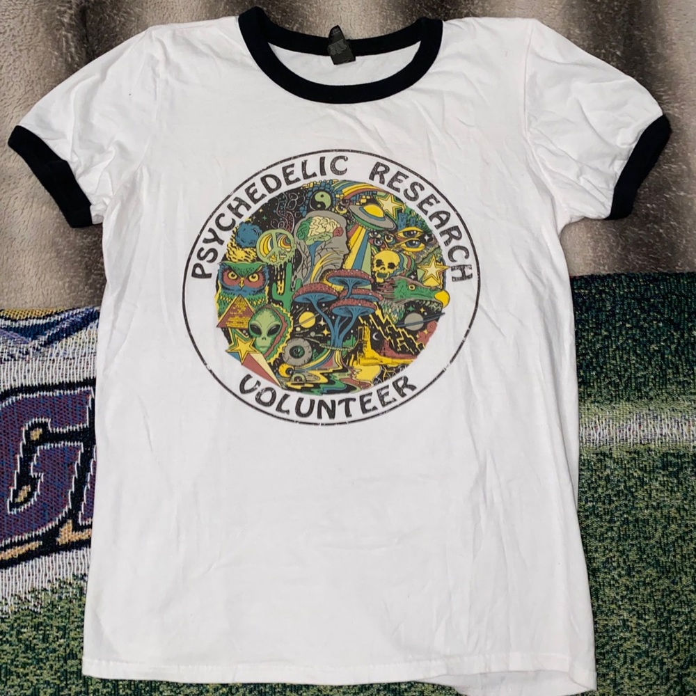 Women’s Graphic Tee